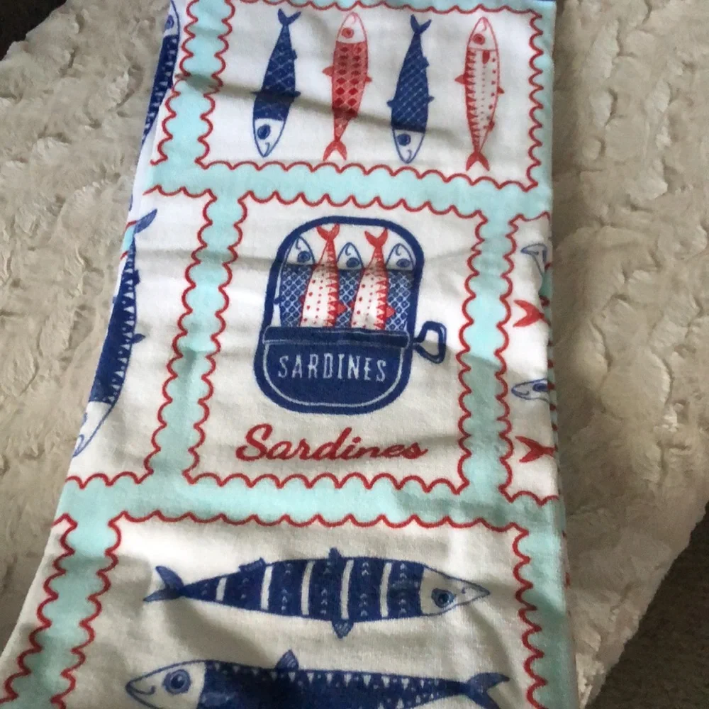 Kassafina Sardine Beach Towel - White, Blue & Red